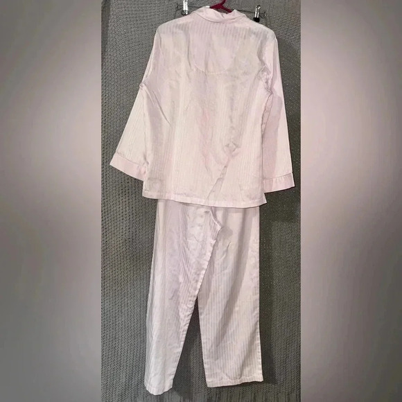 Oscar de la Renta Vintage Embossed Stripes 2 Piece Pajama Set Pink Size Medium - Picture 13 of 16
